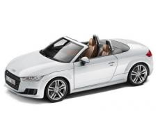 Модель автомобиля Audi TT Roadster, Glacier White, Scale 1:18